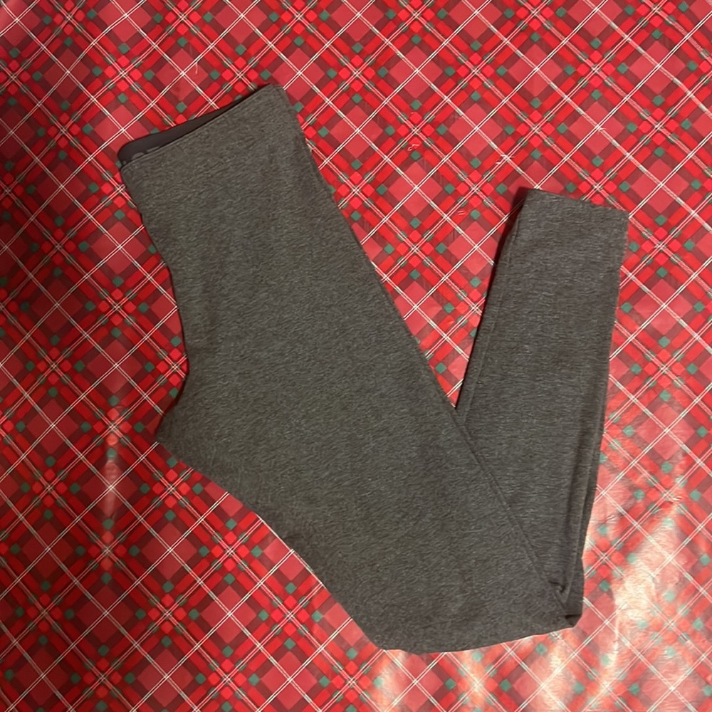 3 /$25 🏋🏻‍♀️ | Garage Leggings | Grey | Small